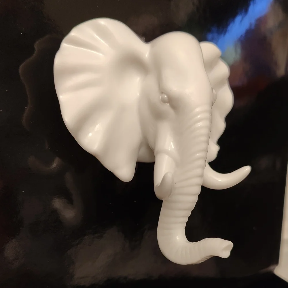 Decorative Glossy White Elephant Head PVC Wall Hook